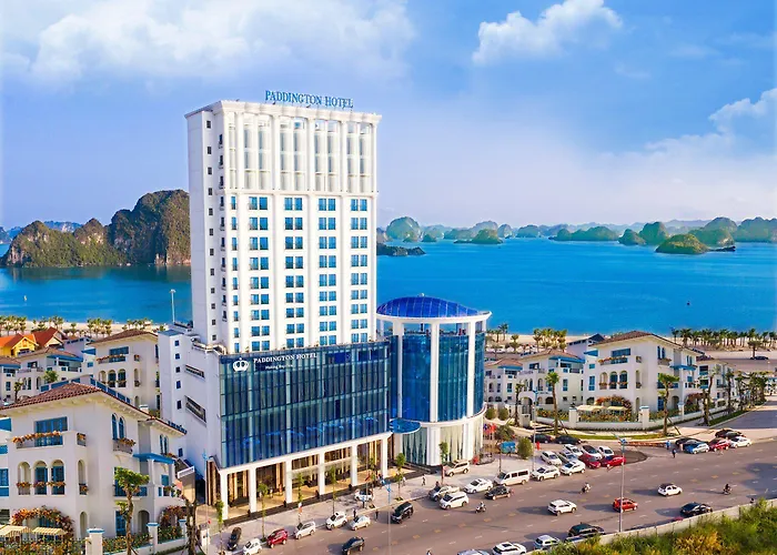 Khách sạn Paddington Bayview 5*