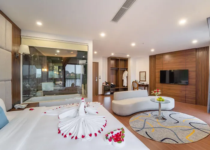 Khách sạn Paddington Bayview Hạ Long